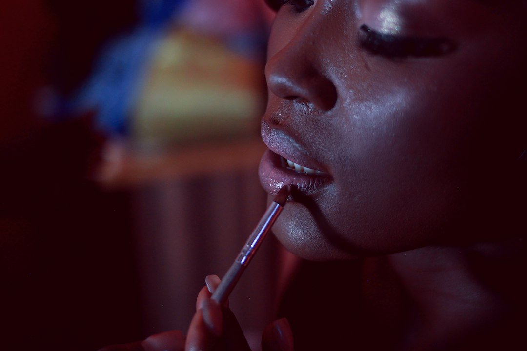 Dark Skin Highlighter - Best Highlighter for Dark Skin